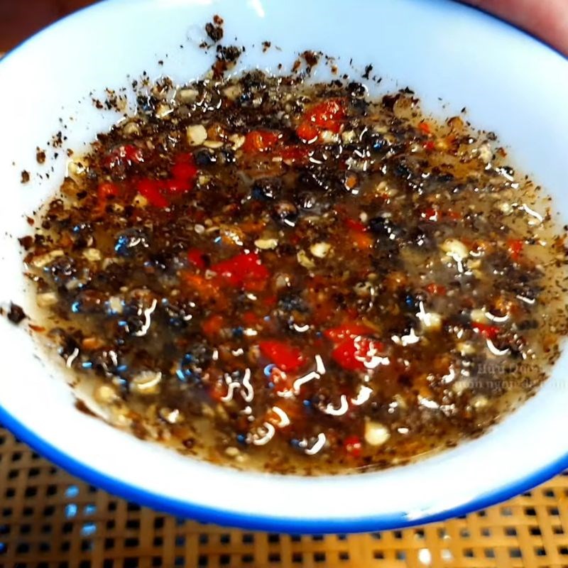 Bước 5 Làm nước chấm muối tiêu chanh thần thánh Sò huyết rang muối ớt