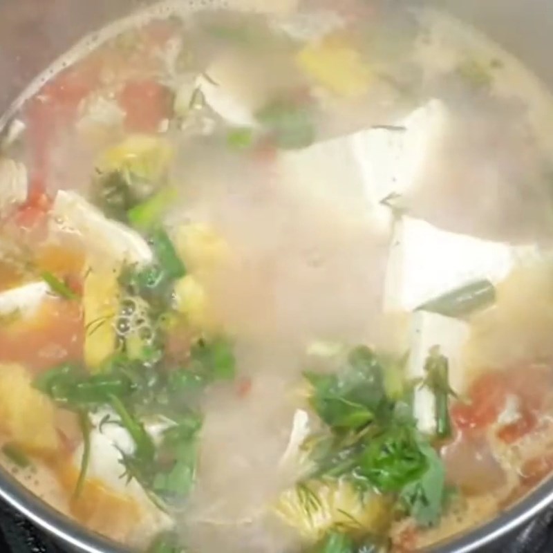 Bước 3 Nấu canh Canh ngao cà chua