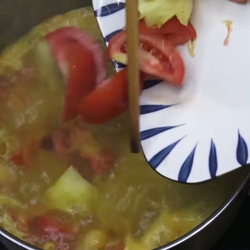 Bước 4 Nấu nước dùng riêu cá chép Cá chép nấu mẻ