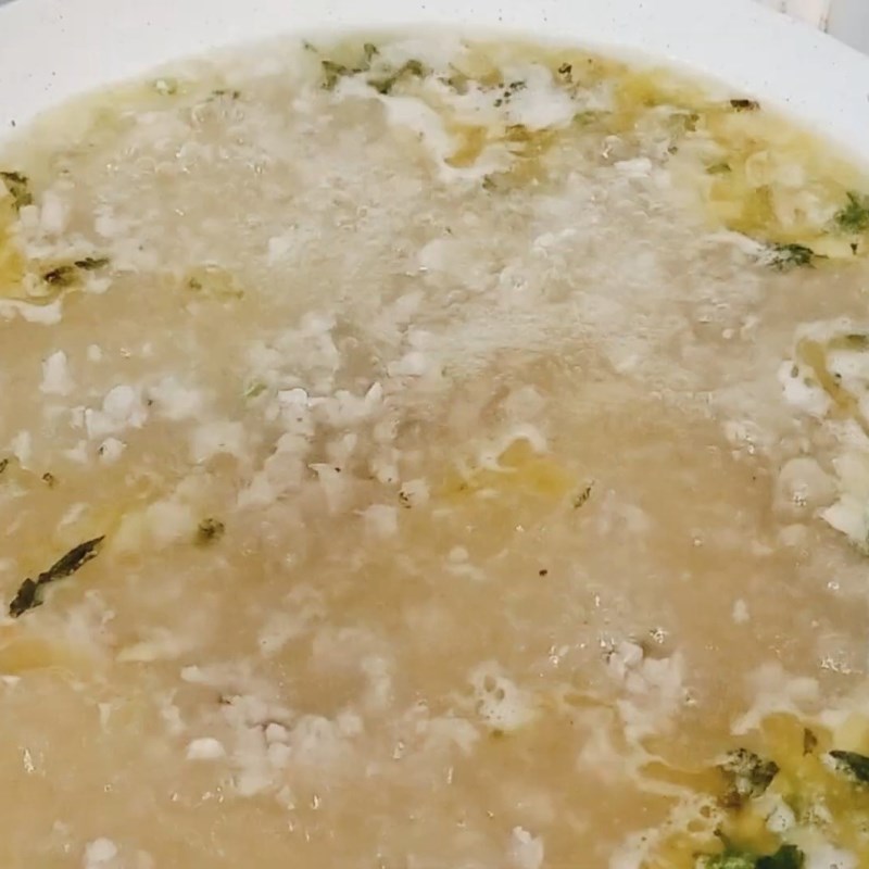 Bước 3 Nấu súp thịt băm trứng sánh mịn Súp thịt băm