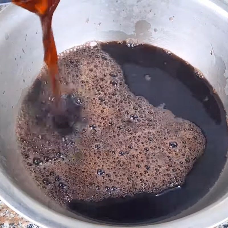 Bước 2 Ngấm đường cho đỗ Chè thập cẩm miền Bắc