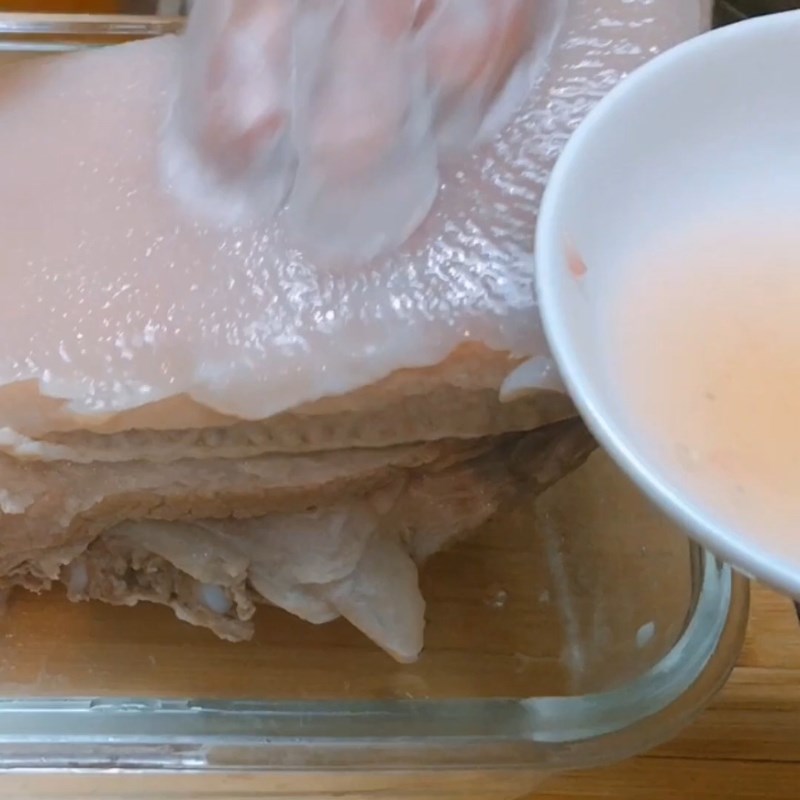 Bước 3 Ngâm và làm giòn bì thịt Thịt rán ngũ vị hương