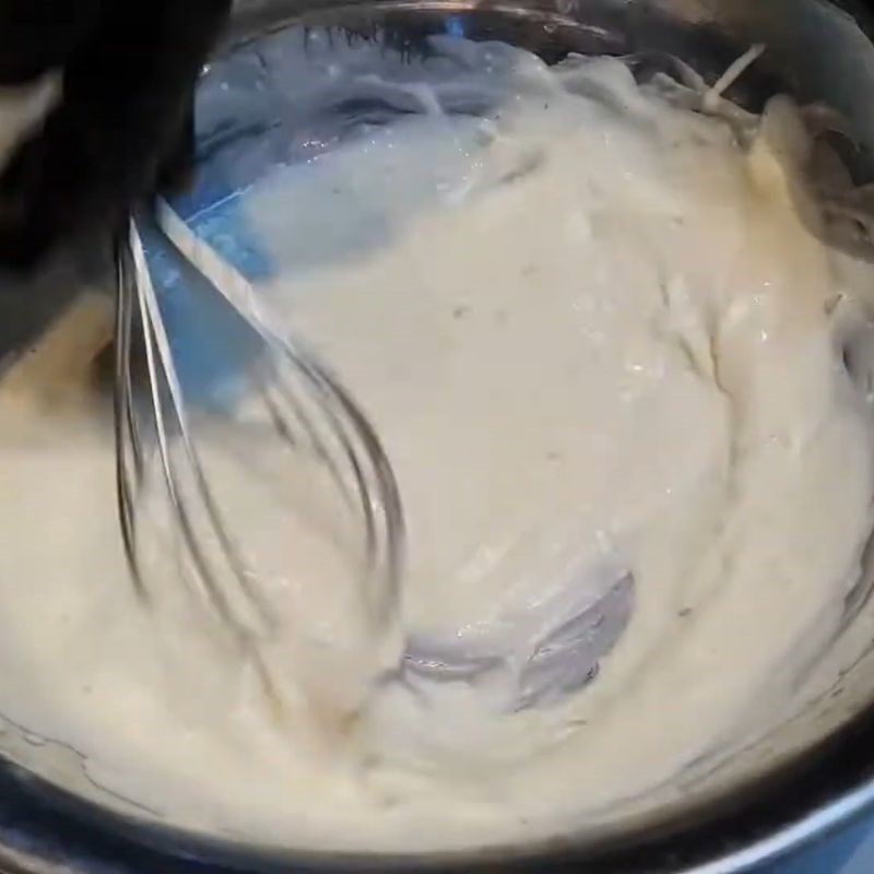 Bước 3 Pha chế sốt trộn salad hoa quả mayonnaise Salad hoa quả trộn mayonnaise