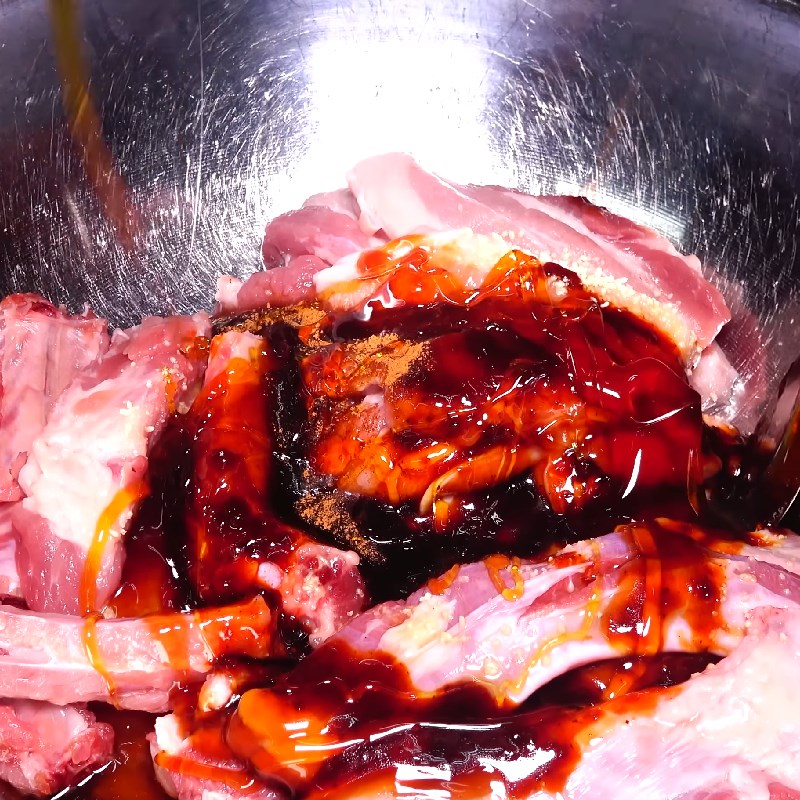 Bước 4 Pha gia vị ướp thịt nướng đậm đà Cách ướp thịt heo nướng ngon