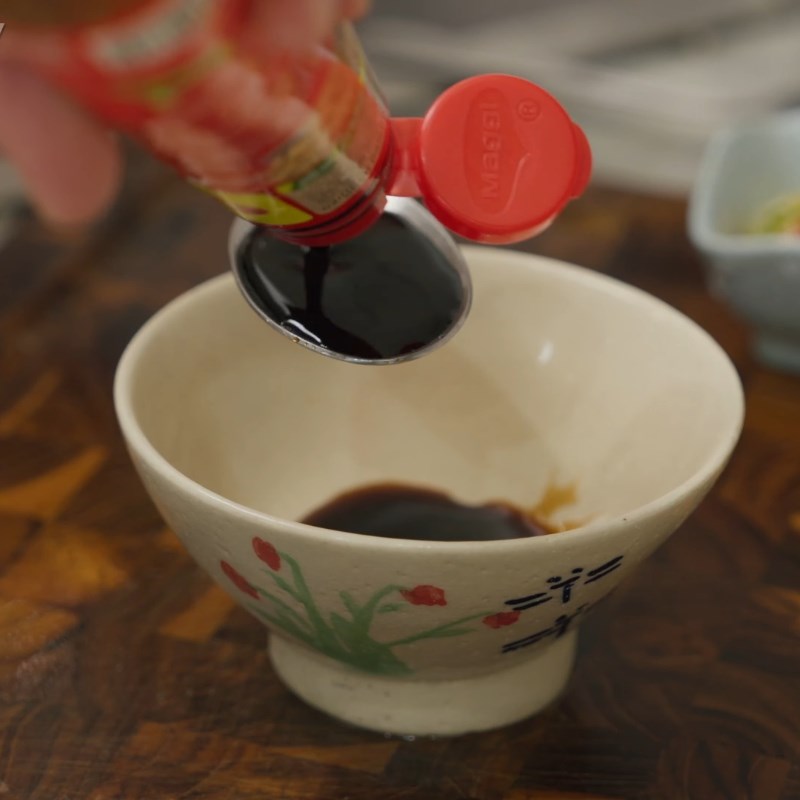 Bước 3 Pha nước chấm xì dầu đặc biệt Cá song hấp xì dầu