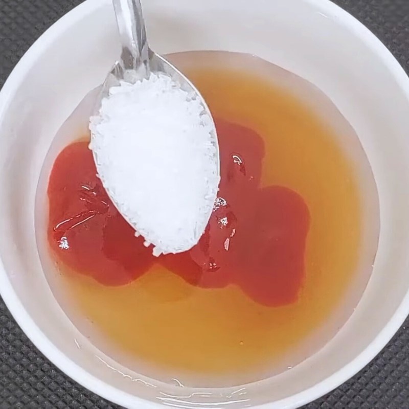 Bước 2 Pha nước sốt sườn xào chua ngọt chuẩn vị Nước sốt sườn xào chua ngọt