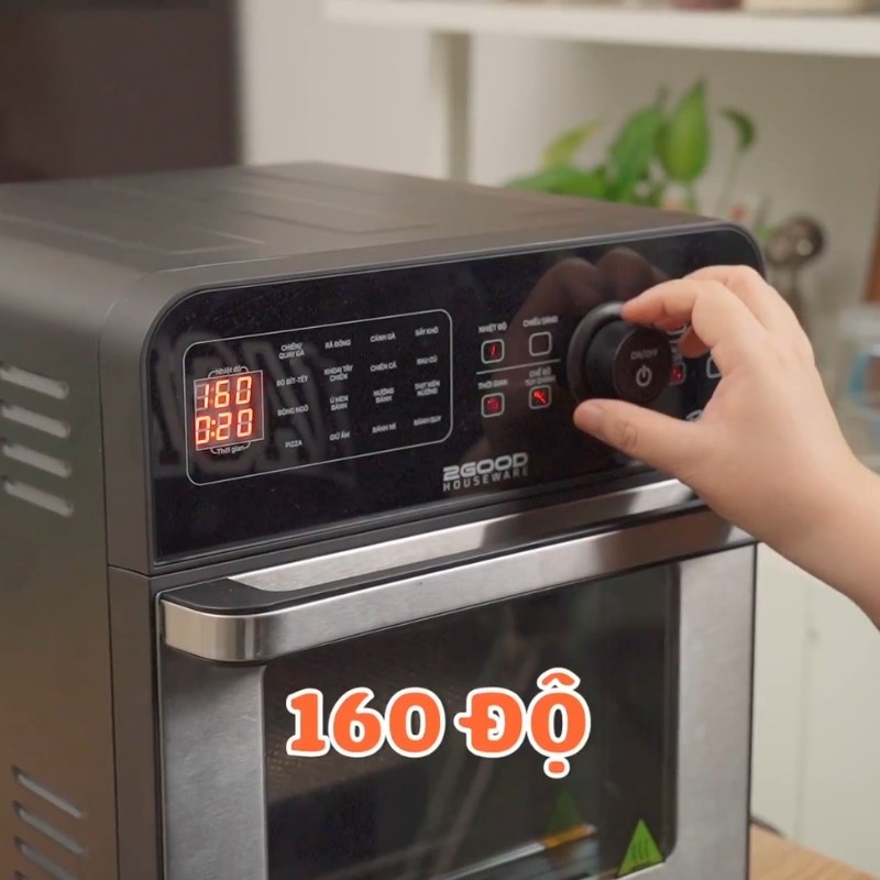 Bước 3 Rang lạc húng lìu giòn rụm Lạc rang húng lìu