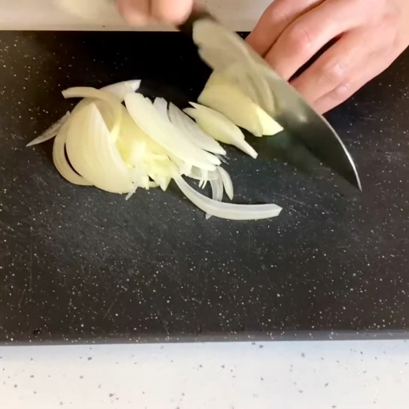 Bước 1 Sơ chế cá và chuẩn bị rau thơm Cá hấp tàu xì