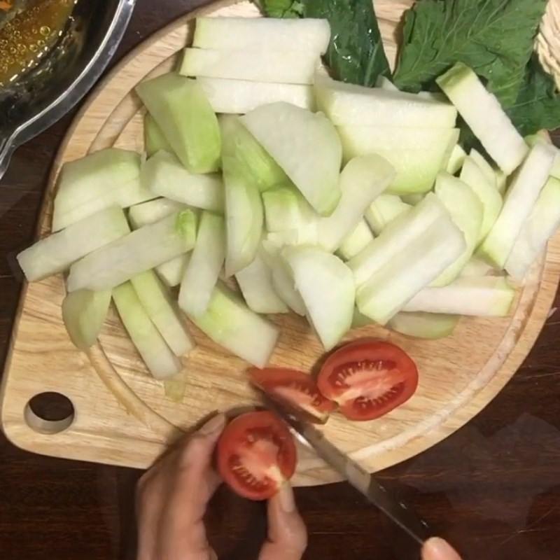 Bước 2 Sơ chế các nguyên liệu khác Cá nấu su hào