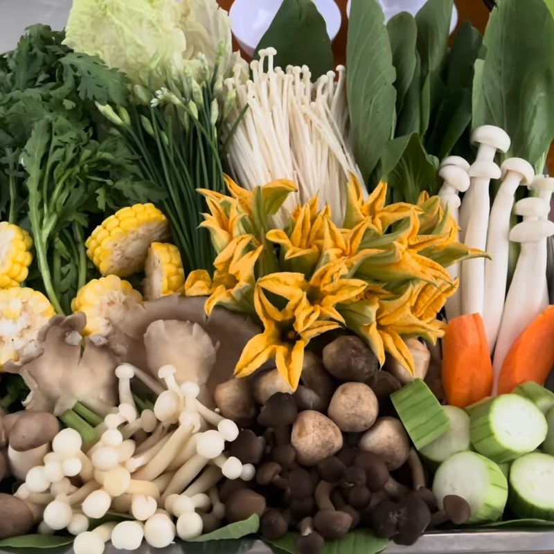 Bước 1 Sơ chế các nguyên liệu Lẩu nấm hải sản