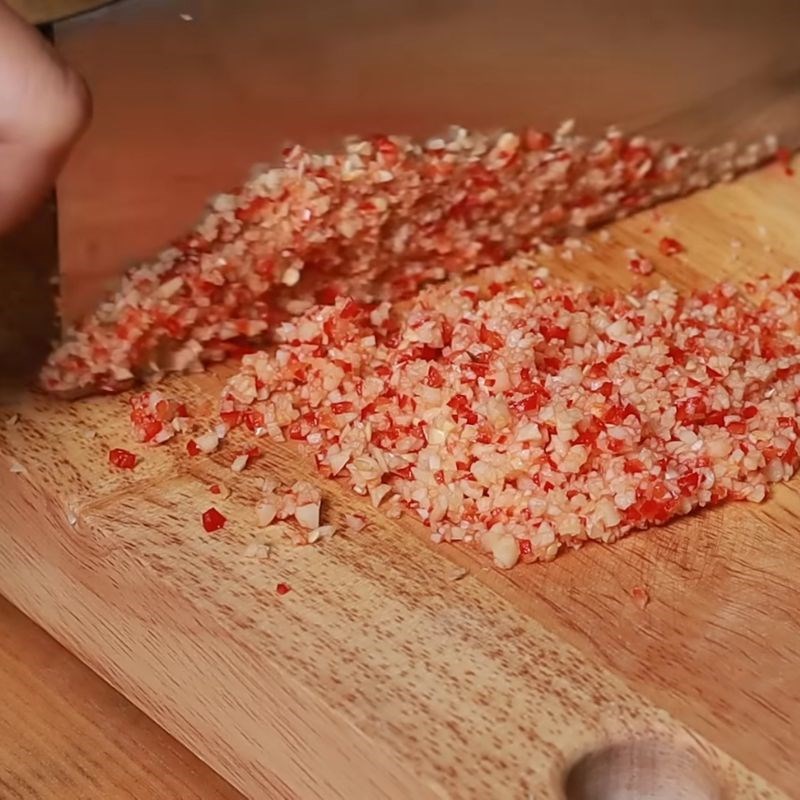 Bước 1 Sơ chế khóm và tỏi ớt Nước mắm bánh cuốn miền Nam