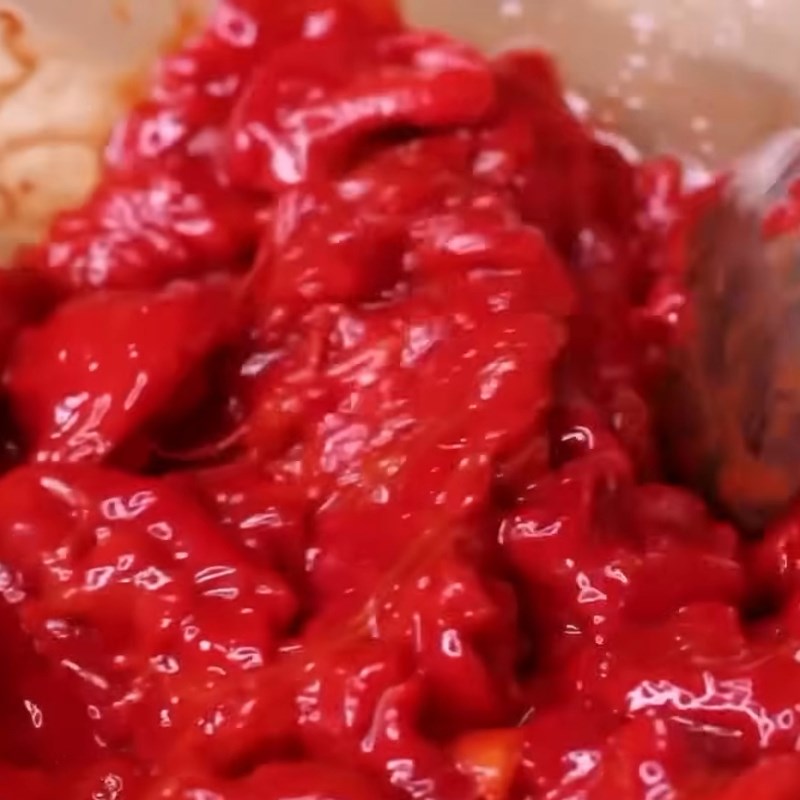 Bước 2 Sơ chế nếp và gấc Xôi gấc nước cốt dừa