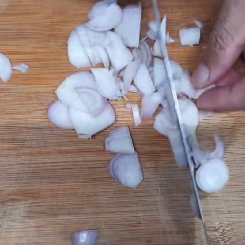 Bước 1 Sơ chế nguyên liệu Tôm rim thịt ba rọi