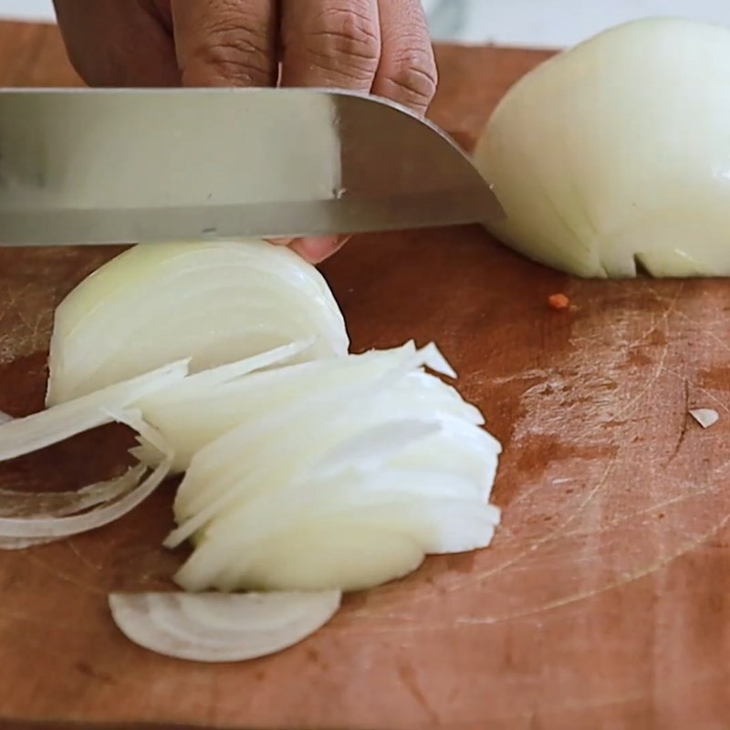 Bước 1 Sơ chế nguyên liệu Gỏi bò khoai môn