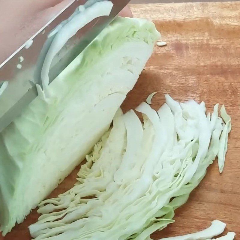 Bước 1 Sơ chế rau củ trộn gỏi gà Gỏi gà chua ngọt