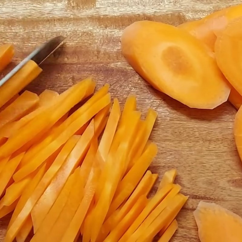 Bước 1 Sơ chế rau củ trộn gỏi gà Gỏi gà chua ngọt