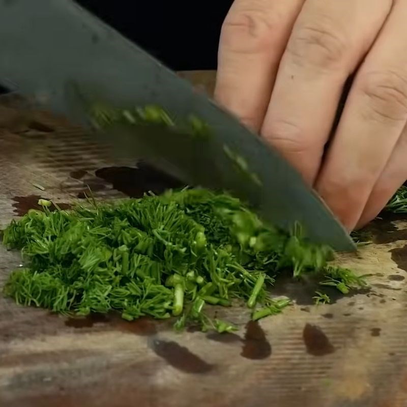 Bước 1 Sơ chế rau thơm và cà chua chuẩn bị nấu canh cá Quả dọc nấu canh chua