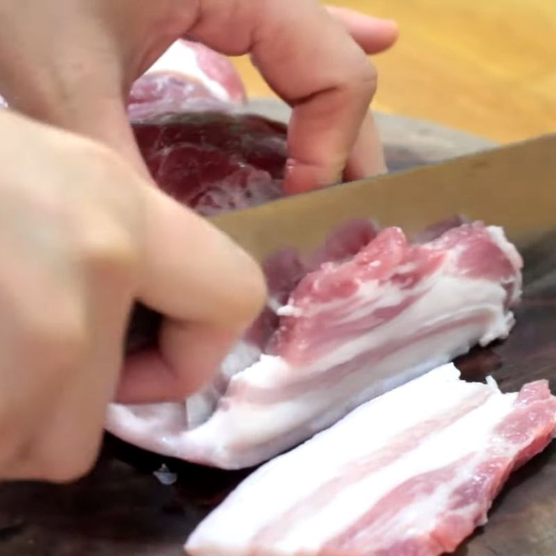 Bước 1 Sơ chế thịt ba chỉ nướng nồi chiên không dầu Nướng thịt ba chỉ bằng nồi chiên không dầu