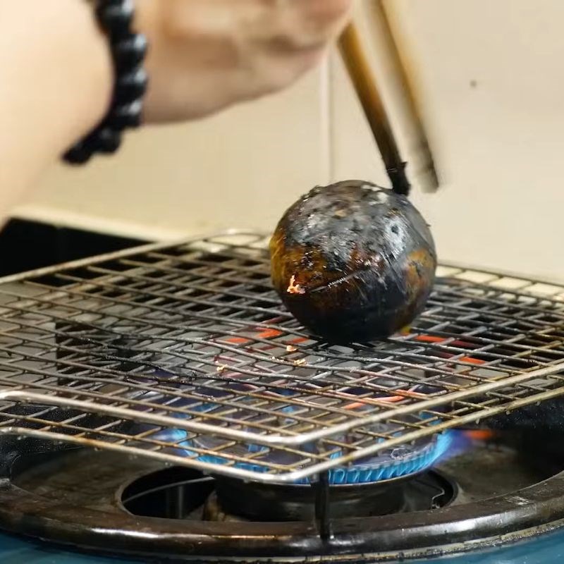 Bước 4 Sơ chế và ninh quả dọc lấy nước chua Quả dọc nấu canh chua