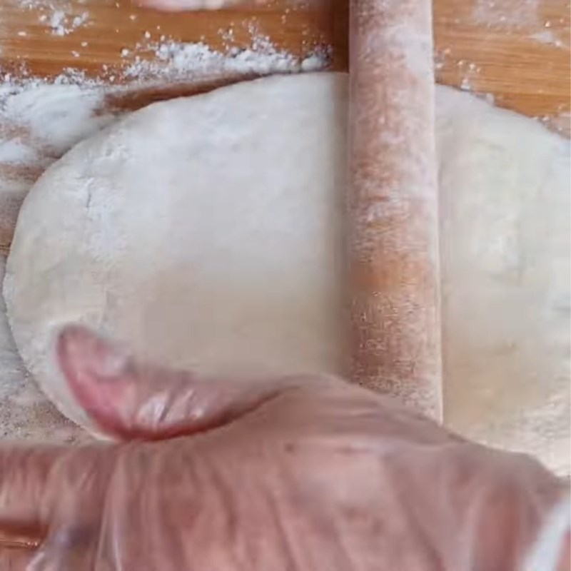 Bước 3 Tạo hình bánh giò cháo quẩy Giò cháo quẩy