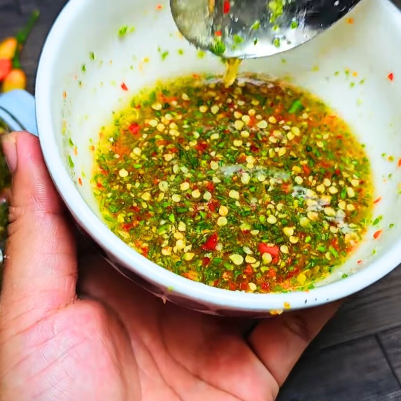 Bước 3 Thành phẩm Sốt chấm gà luộc muối ớt xanh