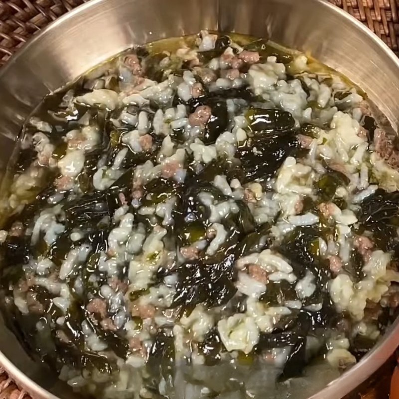 Bước 5 Thành phẩm Cháo rong biển với thịt bò băm