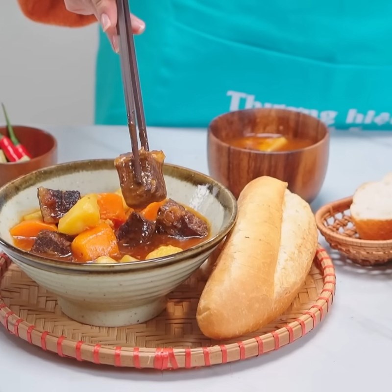 Bước 4 Thành phẩm Bò sốt vang bằng gói gia vị