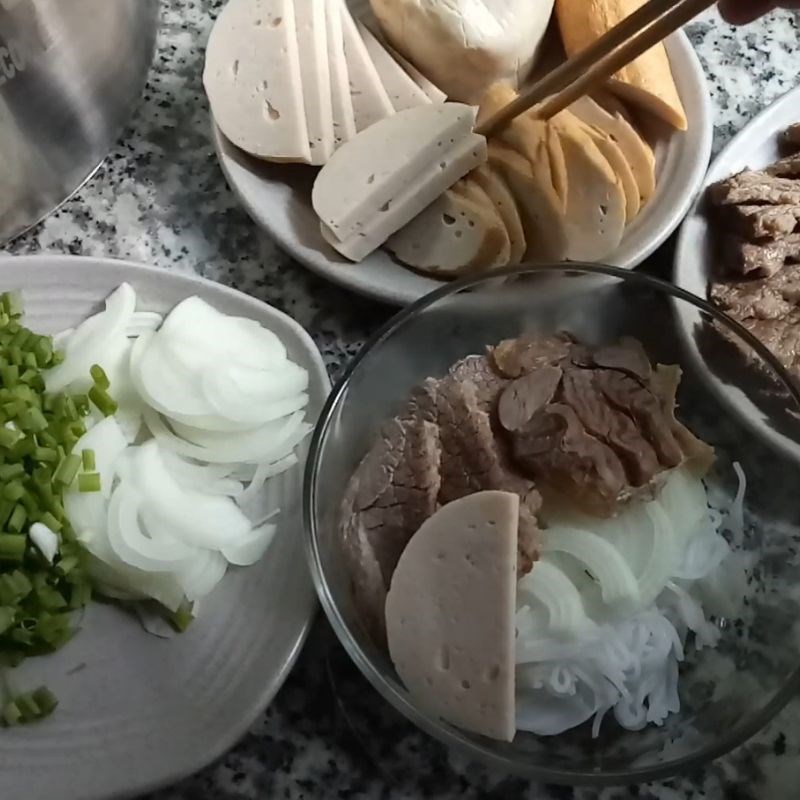 Bước 5 Thành phẩm Nấu bún bò bằng gói gia vị
