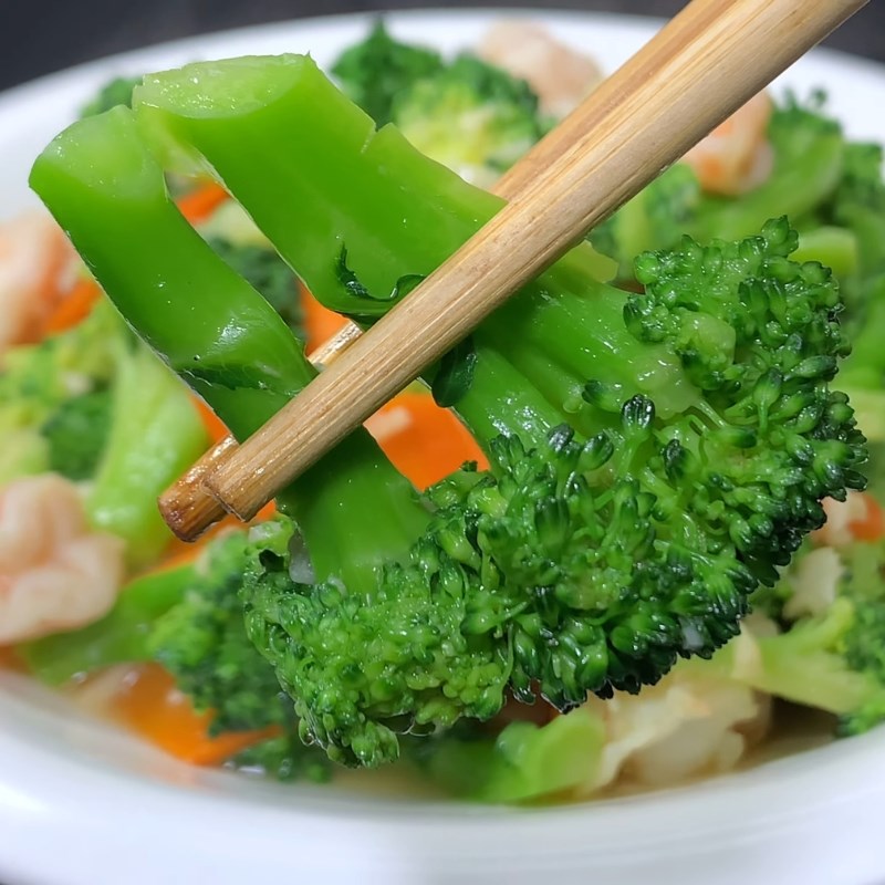 Bước 7 Thành phẩm Súp lơ xào tôm