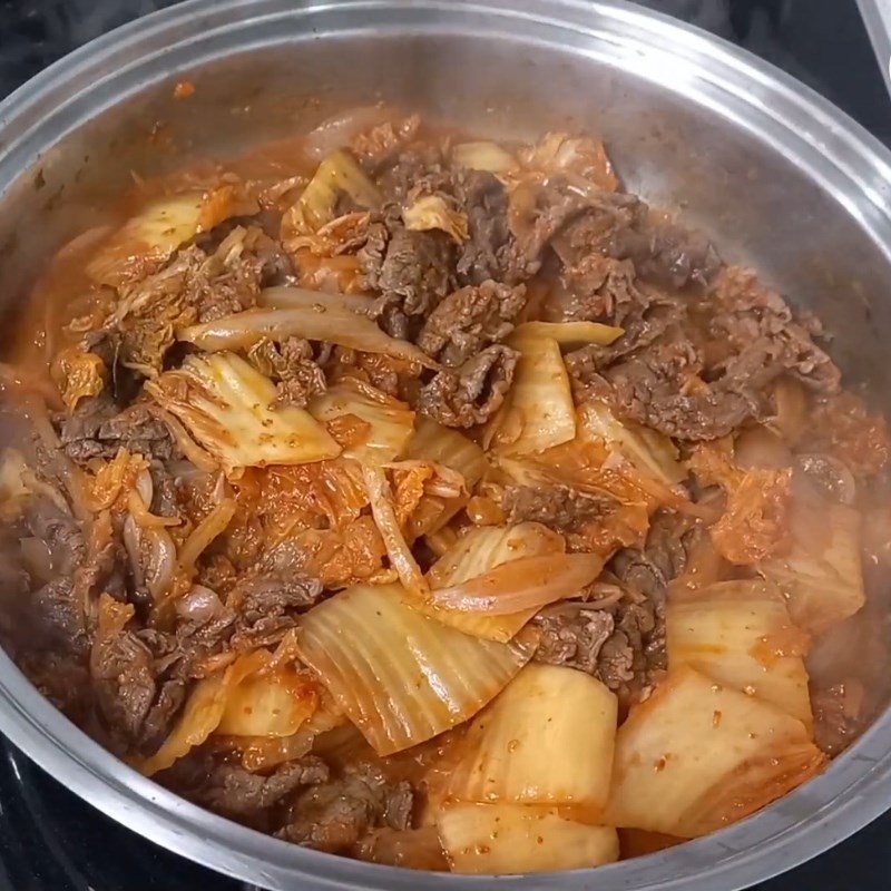 Bước 4 Thành phẩm Bò xào kim chi