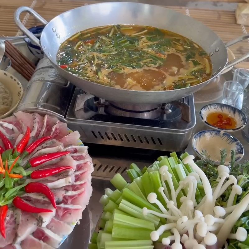 Bước 6 Thành phẩm Cá chép nấu lẩu thái