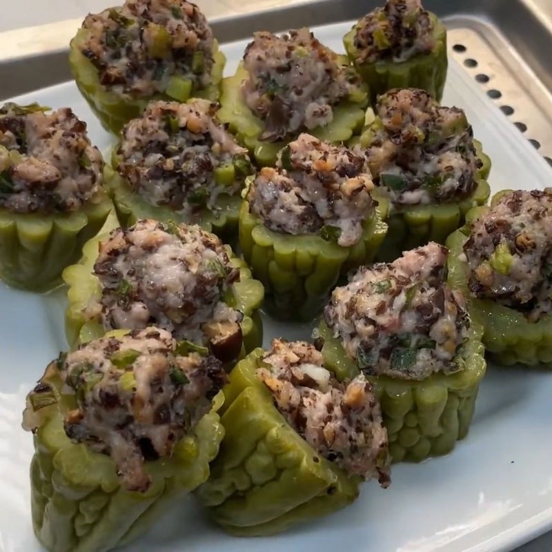 Bước 6 Thành phẩm Mướp đắng nhồi thịt hấp