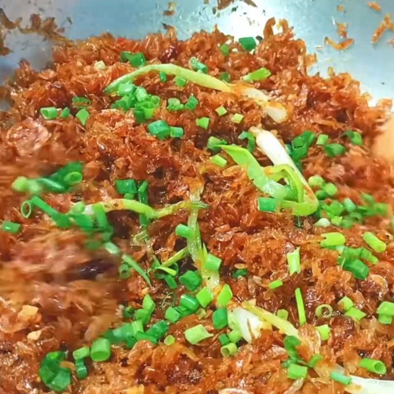 Bước 5 Thêm hành lá và hoàn thành món tép khô rim mặn ngọt Tép khô rim mặn ngọt
