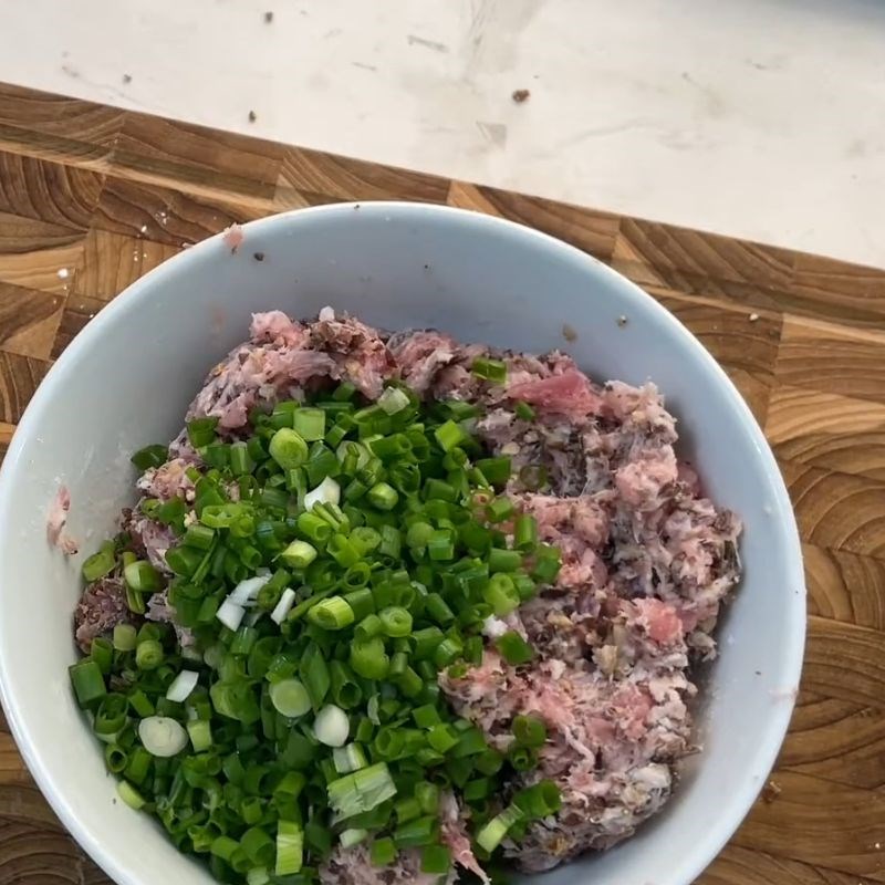 Bước 3 Trộn nhân thịt nhồi mướp đắng hấp Mướp đắng nhồi thịt hấp