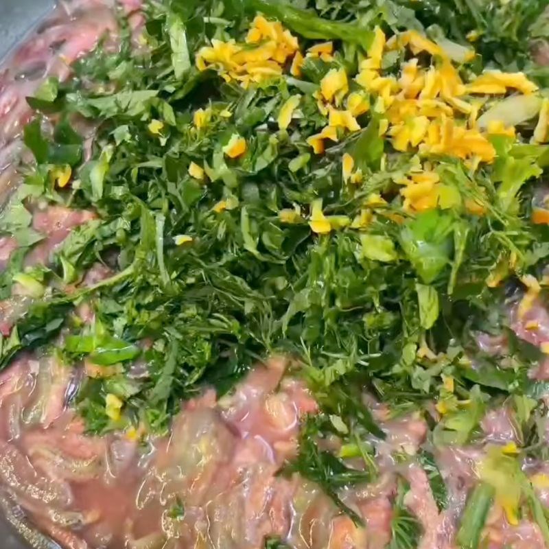 Bước 2 Ướp và hấp rươi Lẩu rươi