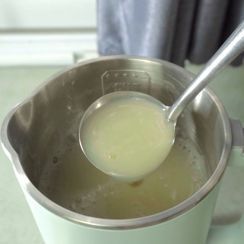 Bước 3 Vớt bọt và thưởng thức sữa khoai lang vàng Sữa khoai lang bằng máy làm sữa hạt