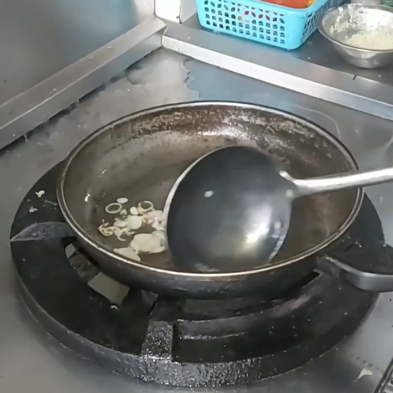 Bước 2 Xào mướp đắng giòn ngọt Mướp đắng xào trứng