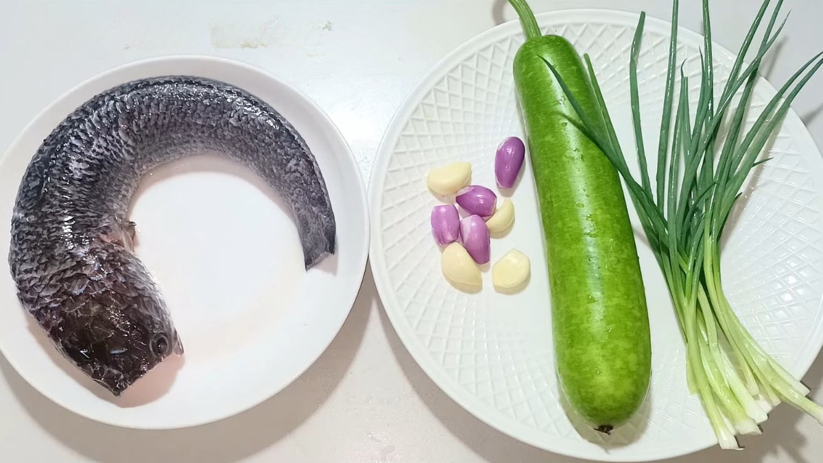 Nguyên liệu món ăn cách làm cá lóc nấu canh bầu