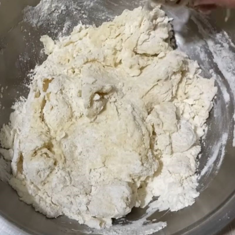 Bước 2 Trộn và nhào bột vỏ bánh bao Bánh bao không cần bột nở