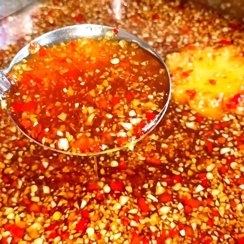 Bước 4 Thành phẩm Nước mắm nấu với thơm
