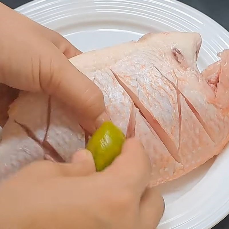 Bước 2 Bí quyết ướp cá chiên giòn da Ướp cá chiên giòn