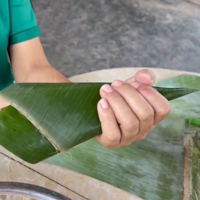 Bước 3 Cách gói bánh cóc mò đẹp Bánh cóc mò