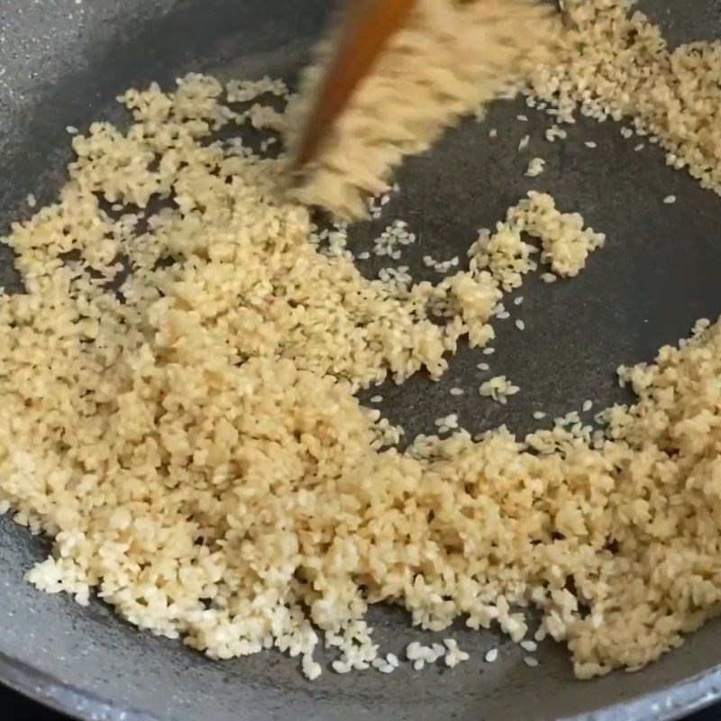 Bước 3 Cách rang mè thơm giòn, vàng đều Mè trắng rang