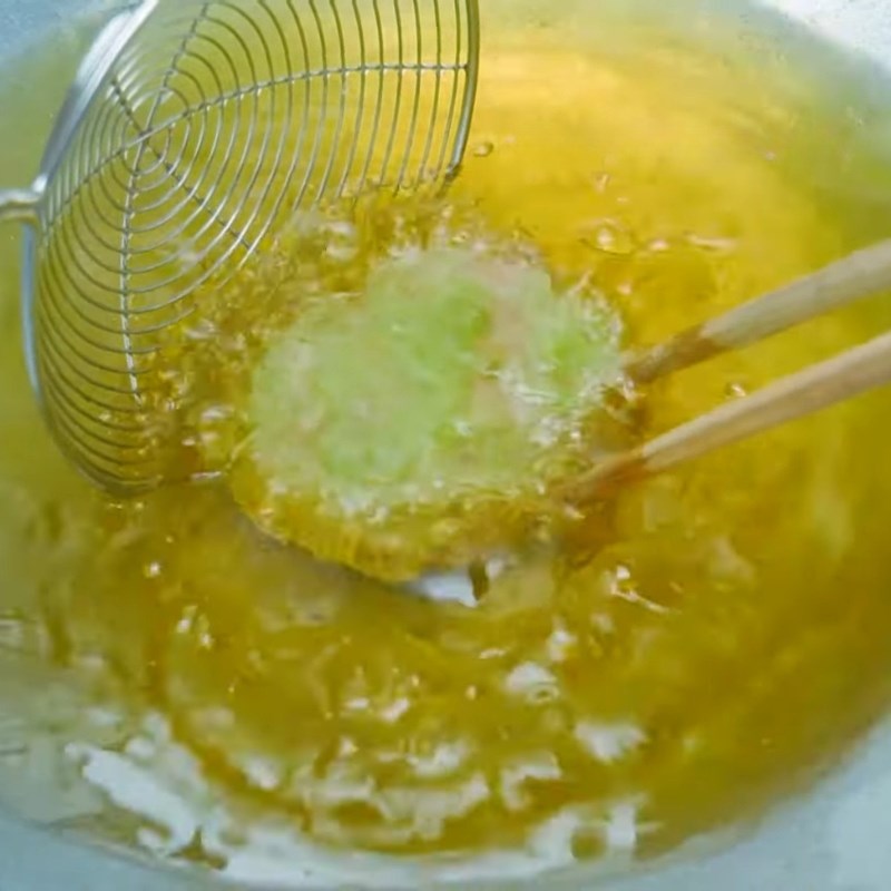 Bước 4 Chiên chả cốm vàng giòn Chả cốm bún đậu