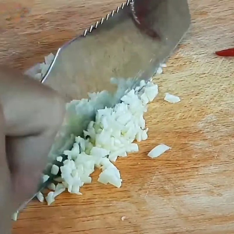 Bước 3 Chuẩn bị tỏi ớt và nước cốt tắc Nộm giò lụa dưa chuột