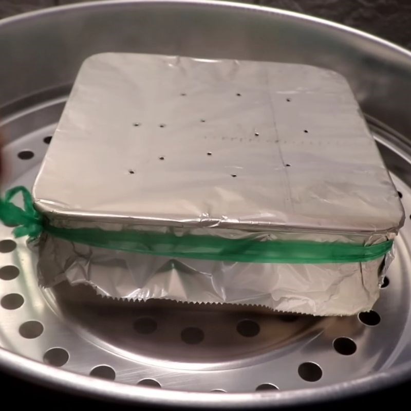 Bước 5 Hấp ba tê mềm mịn, thơm lừng Bánh mì pate