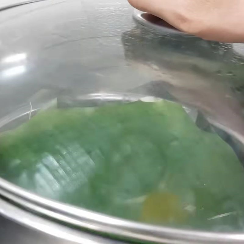 Bước 3 Hấp cá lóc thơm ngon Cá lóc hấp cuốn bánh tráng