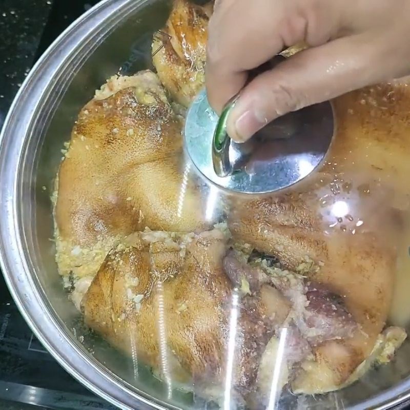 Bước 2 Hấp thịt lợn mán thơm lừng Lợn mán hấp