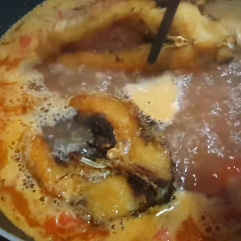 Bước 4 Hoàn thiện món canh chua Cá chép giòn nấu canh chua