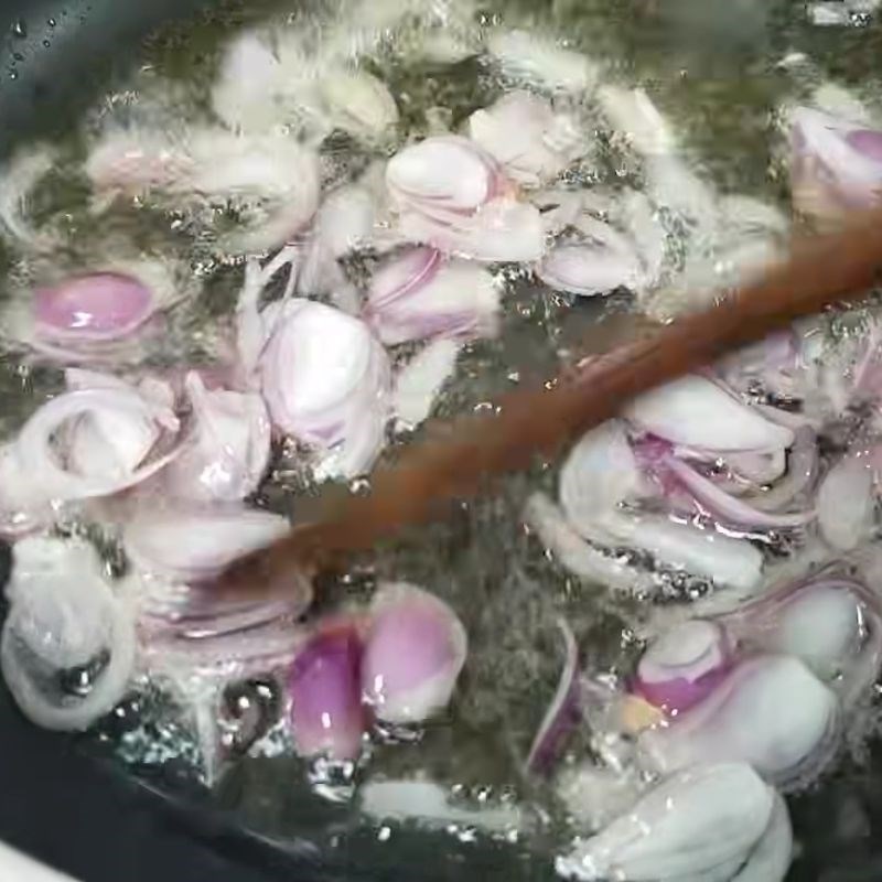 Bước 4 Làm hành phi và mỡ hành béo ngậy Cá lóc hấp cuốn bánh tráng